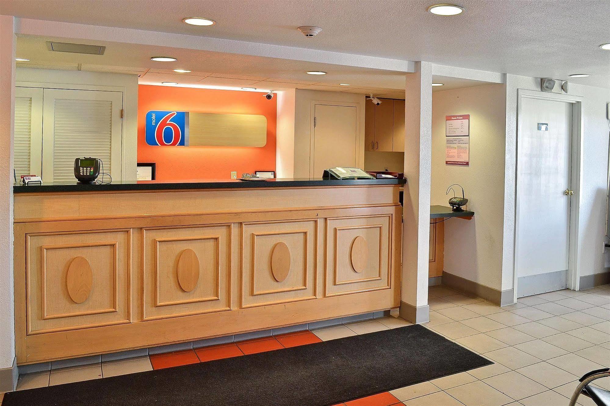 Motel 6-Billings, Mt - North Экстерьер фото